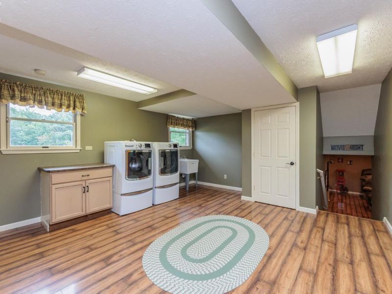 246 Portage Path, Willard, OH 44890 Photo 40
