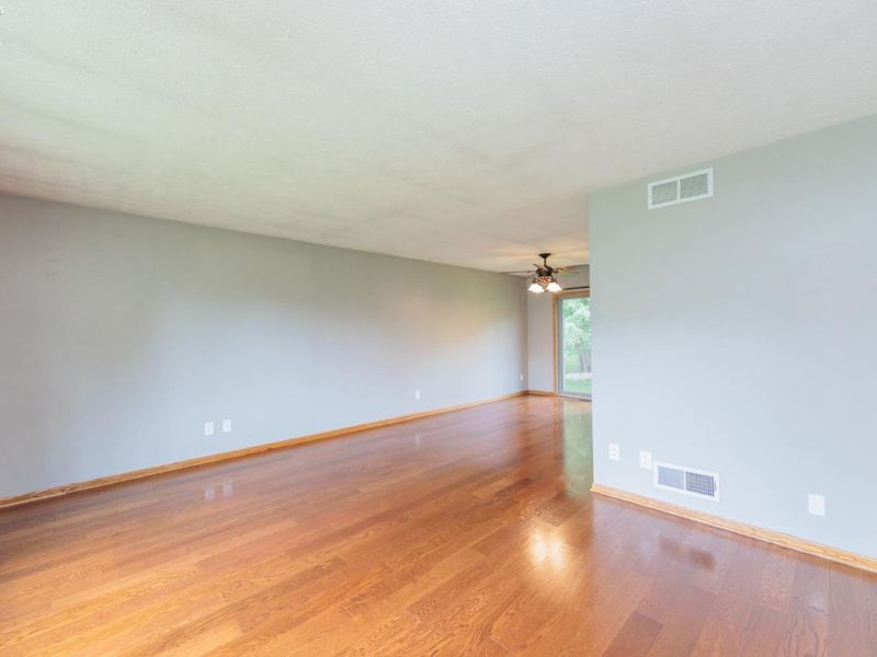 246 Portage Path, Willard, OH 44890 Photo 5