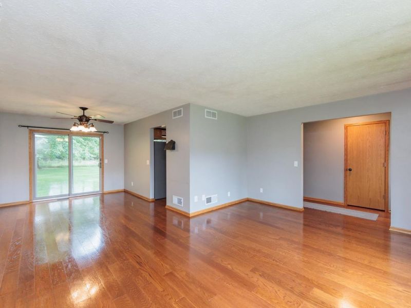 246 Portage Path, Willard, OH 44890 Photo 6