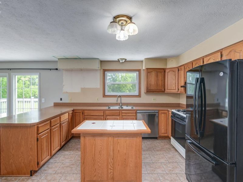 12201 Green Road, Wakeman, OH 44889 Photo 16