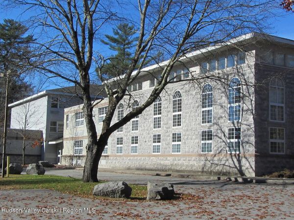 1 Veterans Way, Saratoga Springs, NY 12866
