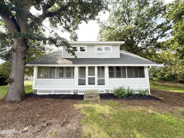 6237 Dorr Street , Toledo, OH 43615