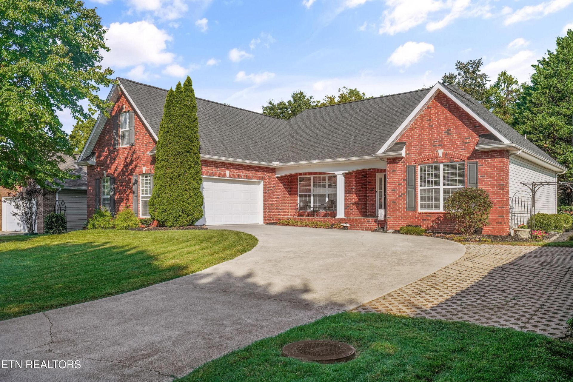 5705 Rhyne Cove Lane, Knoxville, TN 37931 Main Photo