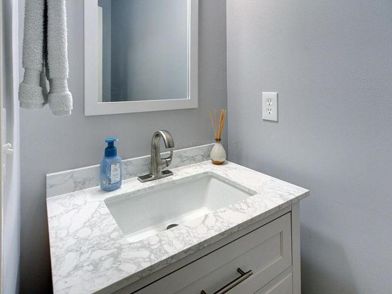 5724 Parkbridge Lane, Unit 11-2, Dublin, OH 43016 Photo 6