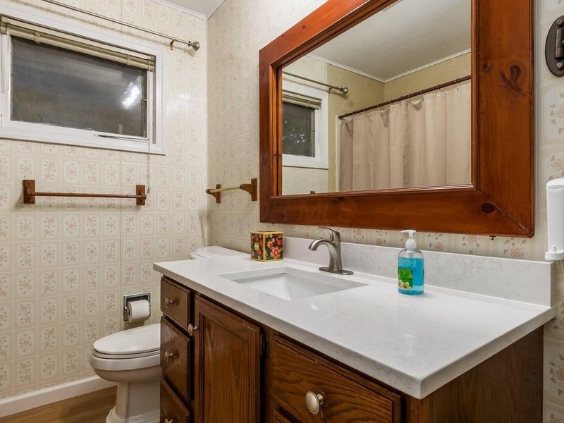 2403 Center Drive , Zanesville, OH 43701 Photo 12
