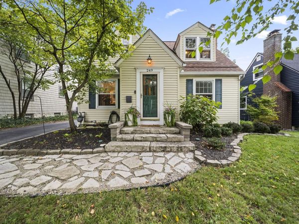 249 W Schreyer Place, Columbus, OH 43214