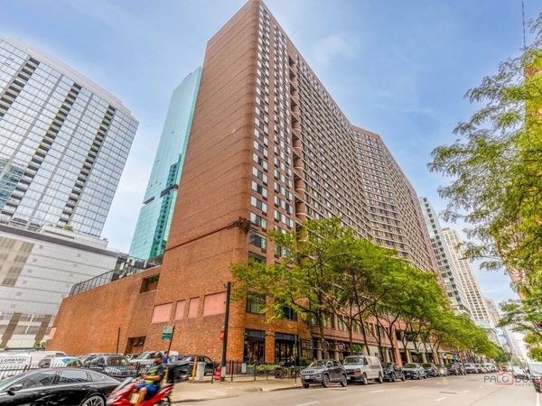 211 E Ohio Street, Unit 2015, Chicago, IL 60611
