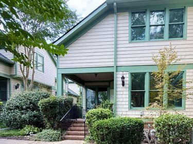 402 Presque Isle Lane, Chapel Hill, NC 27514