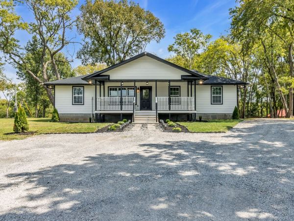 1613 Rucker Rd, Christiana, TN 37037
