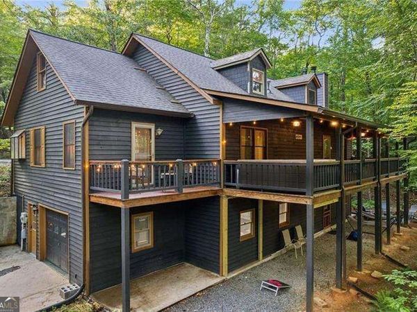 889 Granny Branch Drive, Blue Ridge, GA 30513