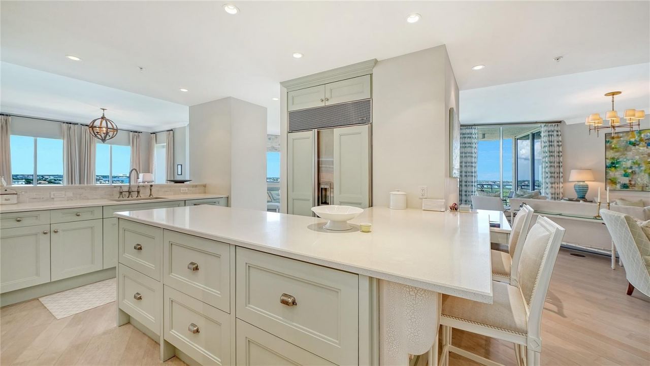 1300 Benjamin Franklin Drive, Unit 908, Sarasota, FL 34236 Photo