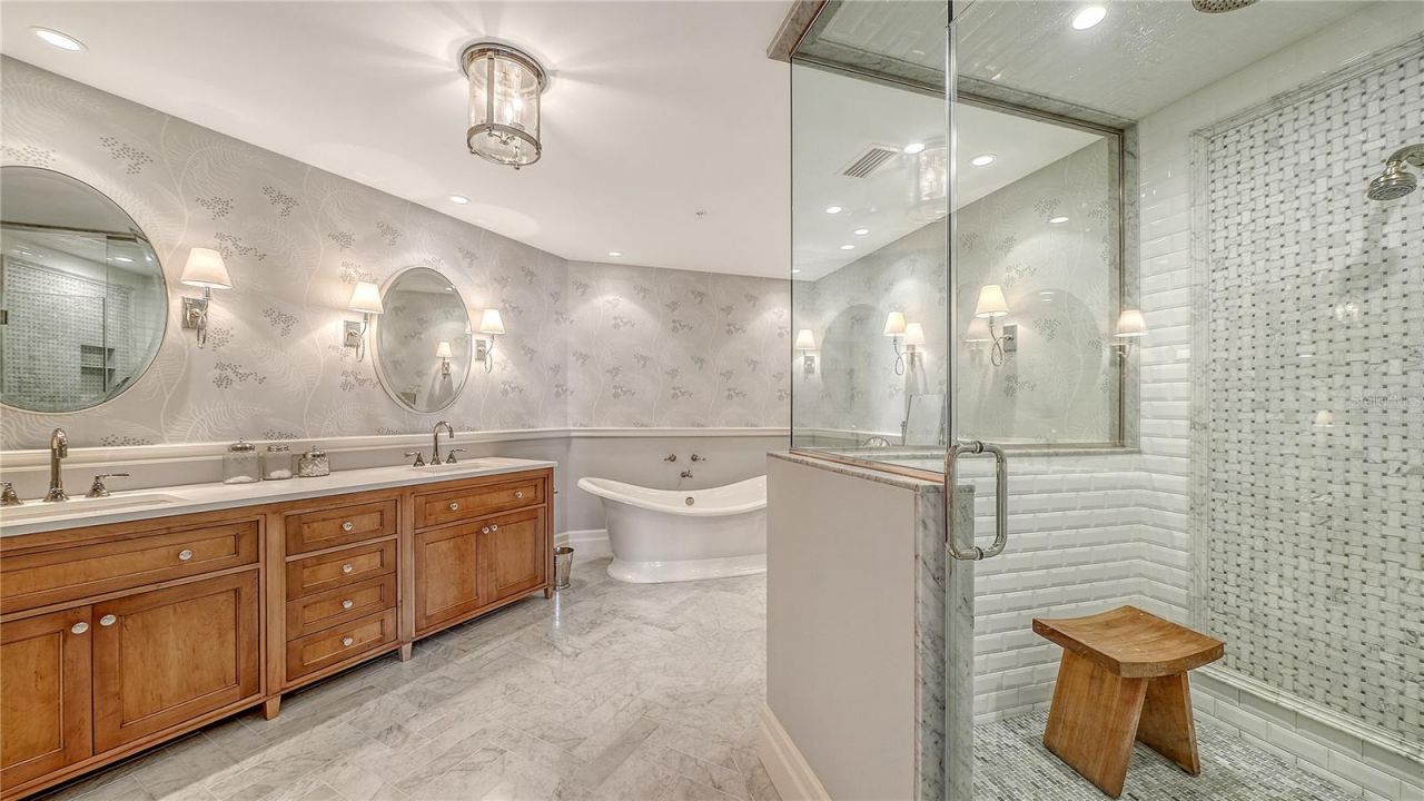 1300 Benjamin Franklin Drive, Unit 908, Sarasota, FL 34236 Photo