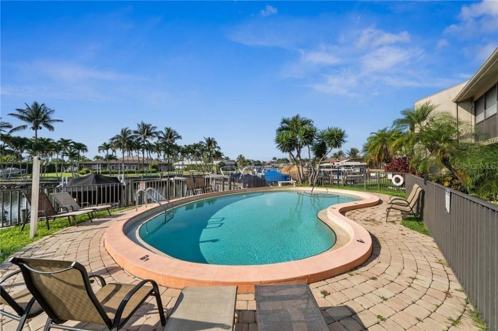 4803 SW Santa Barbara Court , Unit 8, Cape Coral, FL 33914 Photo