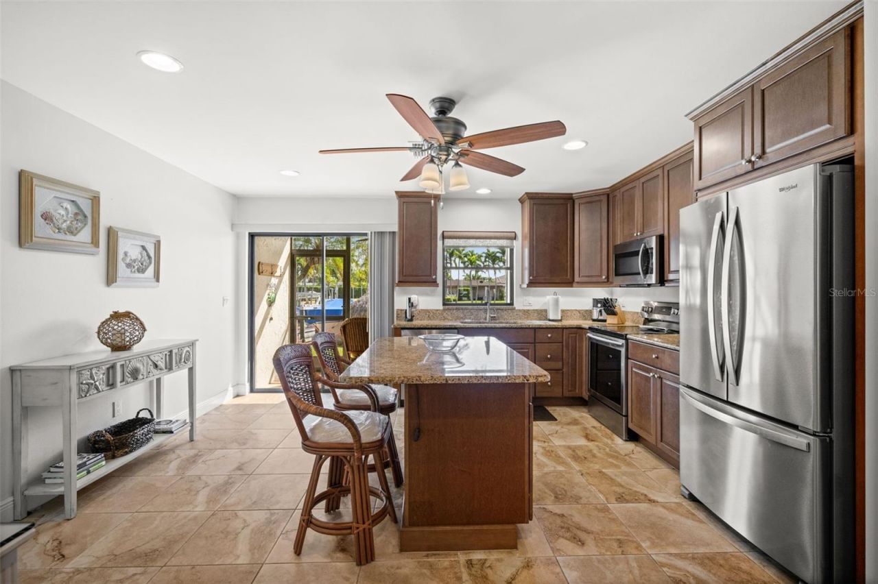 4803 SW Santa Barbara Court , Unit 8, Cape Coral, FL 33914 Photo