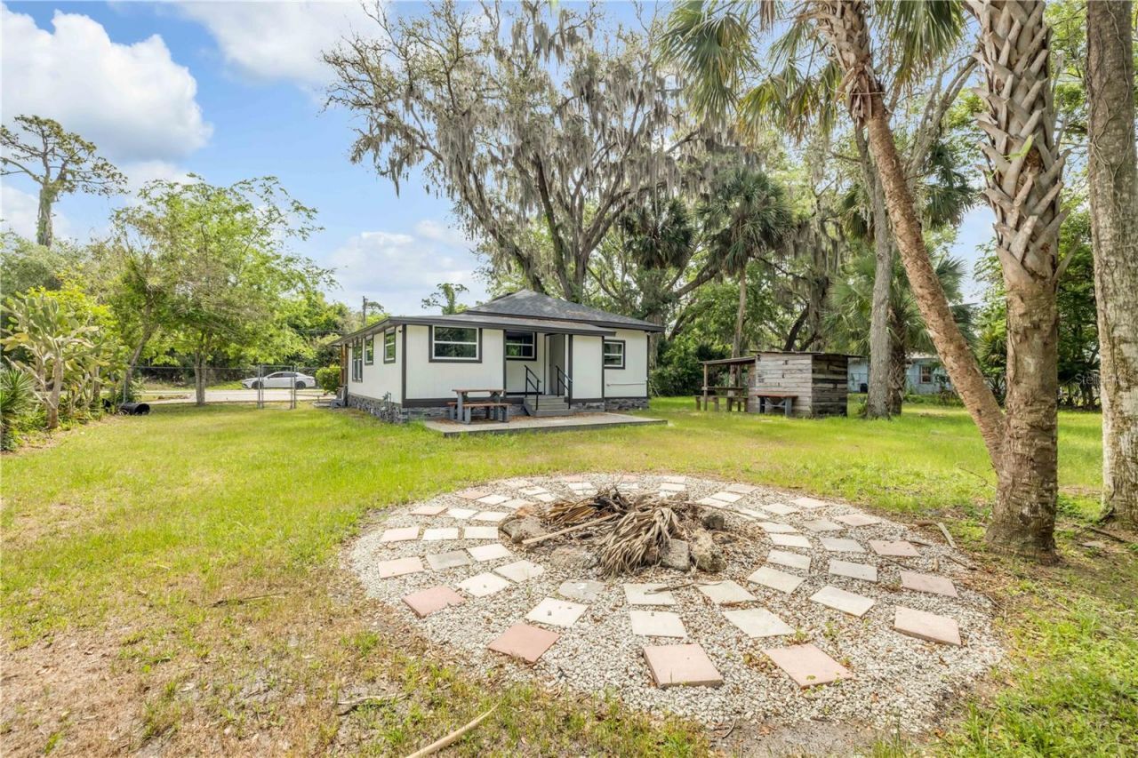 1956 Pioneer Trail , New Smyrna Beach, FL 32168 Photo
