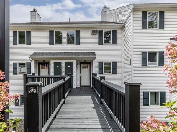 6051 Mountain Road, Unit 29, Stowe, VT 05661