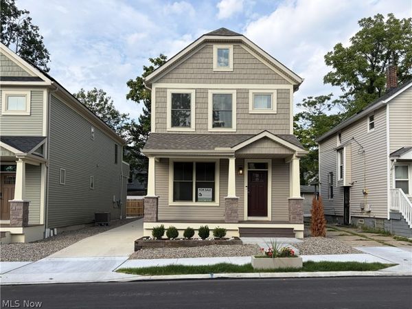 1885 Woodlawn Avenue , Cleveland, OH 44112