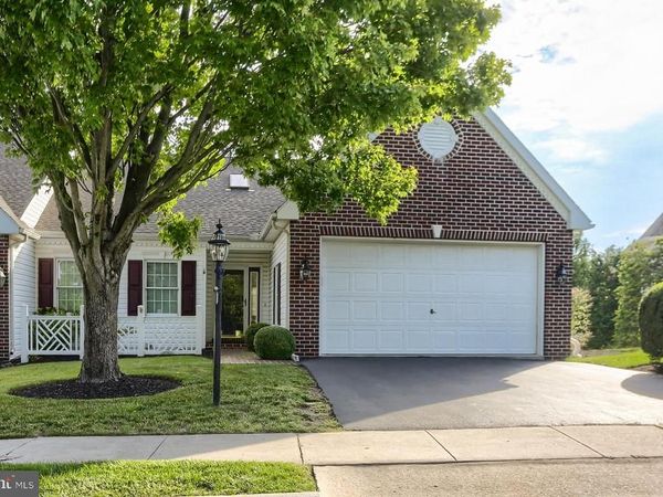 1121 COUNTRY CLUB ROAD, CAMP HILL, PA 17011