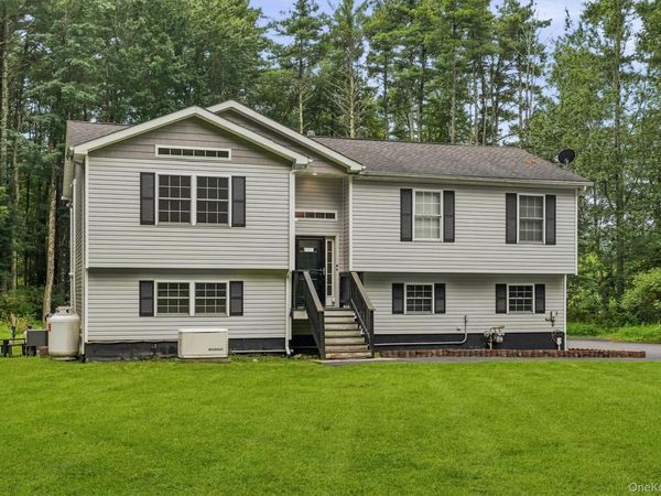 4 Ross Lane , Sparrowbush, NY 12780