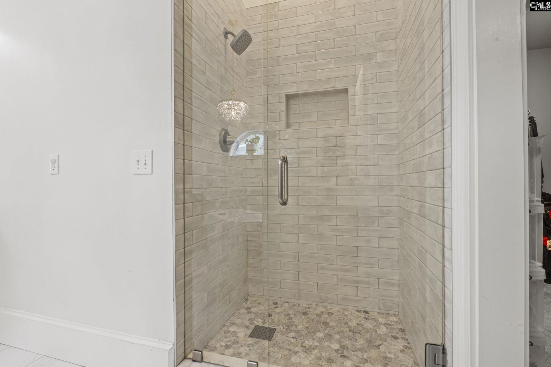 136 Hawks Ridge Photo 32