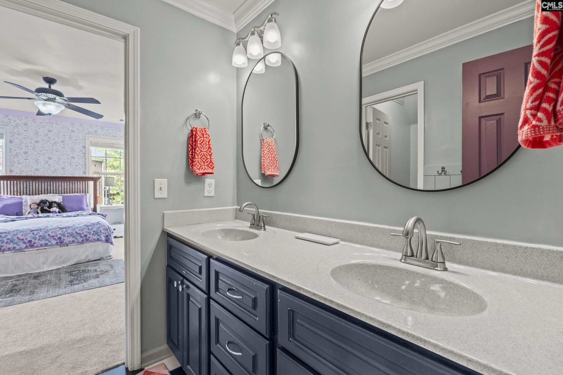 136 Hawks Ridge Photo 37