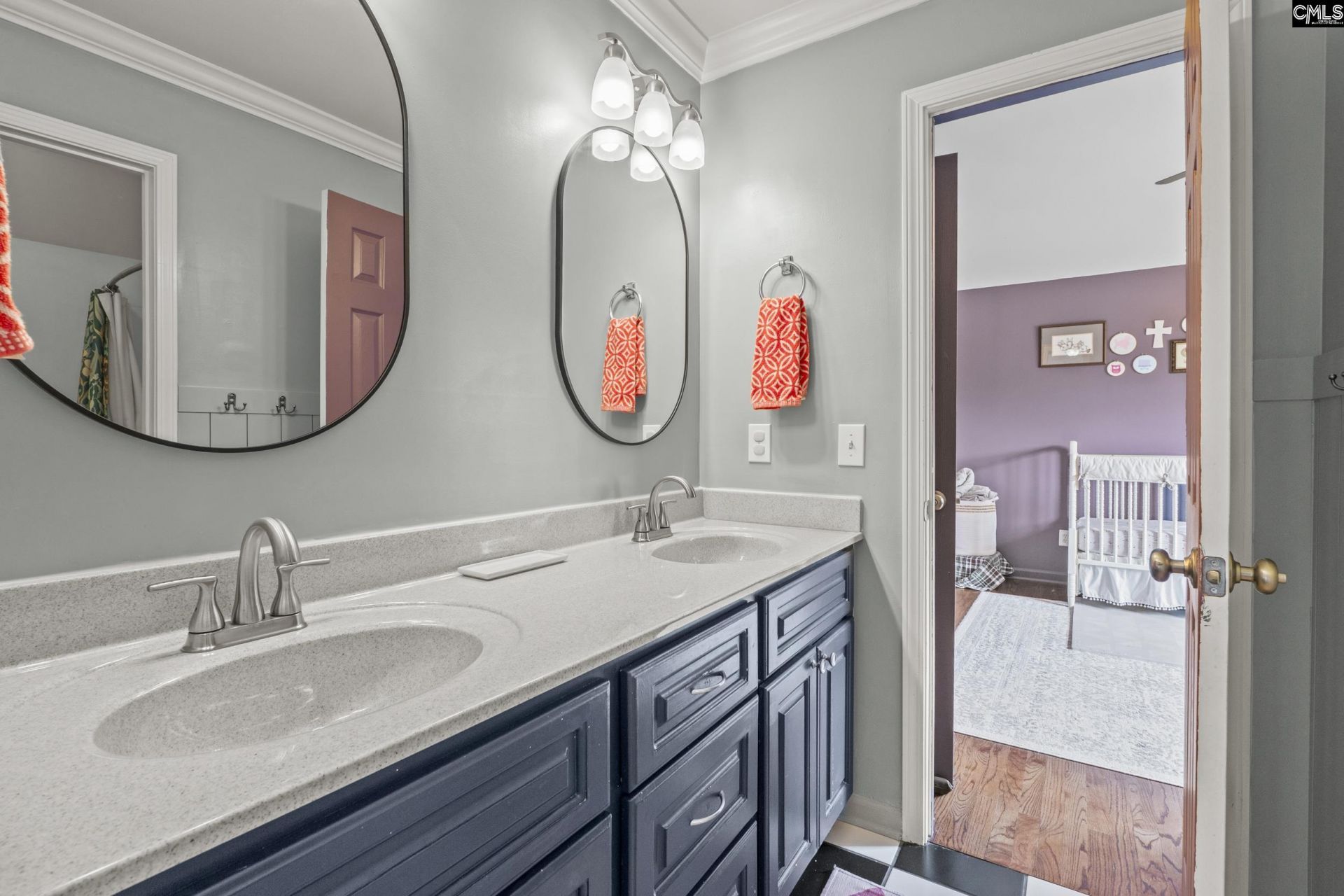 136 Hawks Ridge Photo 38