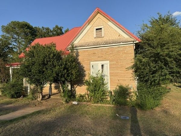 317 Rogers Street , Clarksville, AR 72830