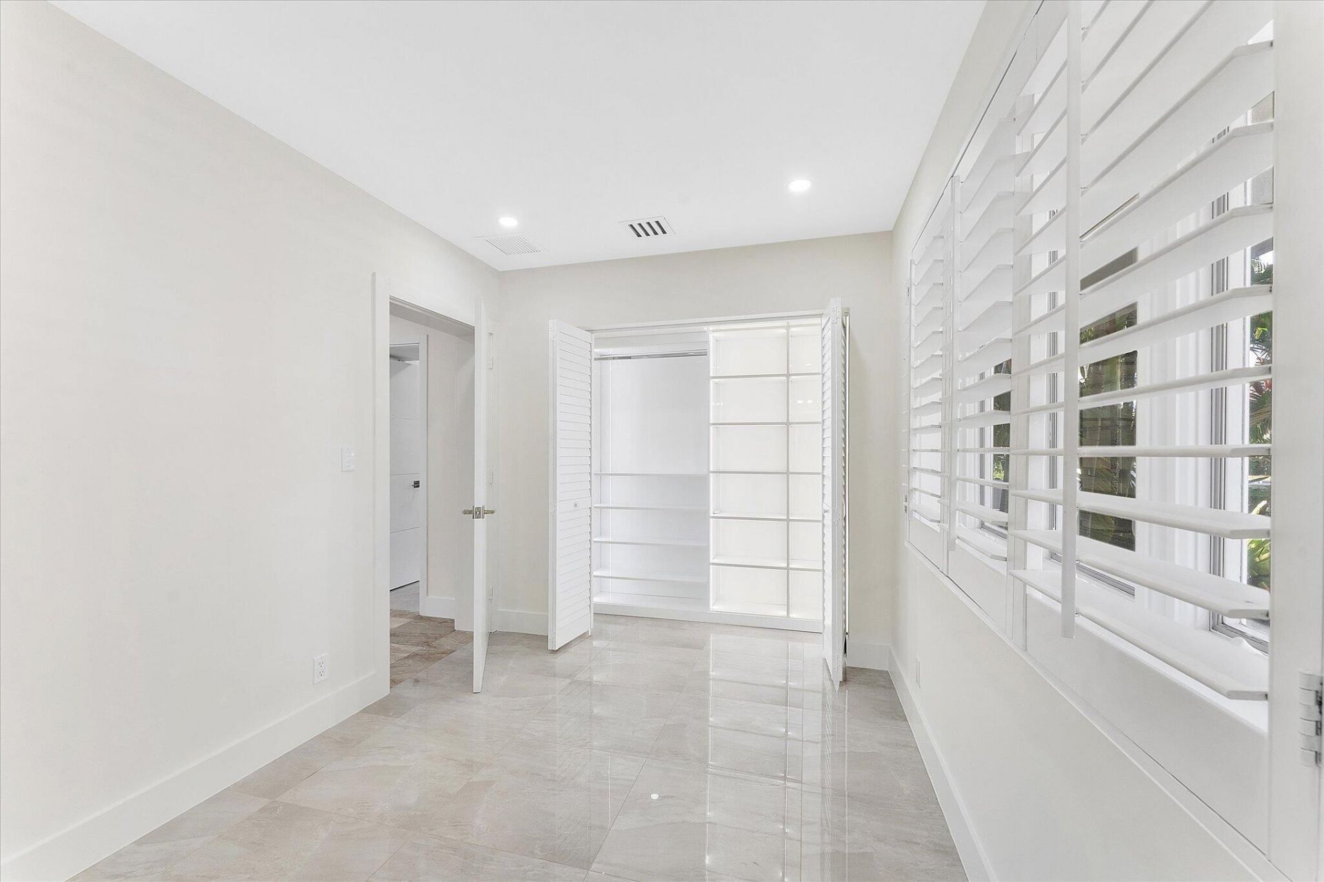 18 Nurmi Drive, Fort Lauderdale, FL 33301 Photo