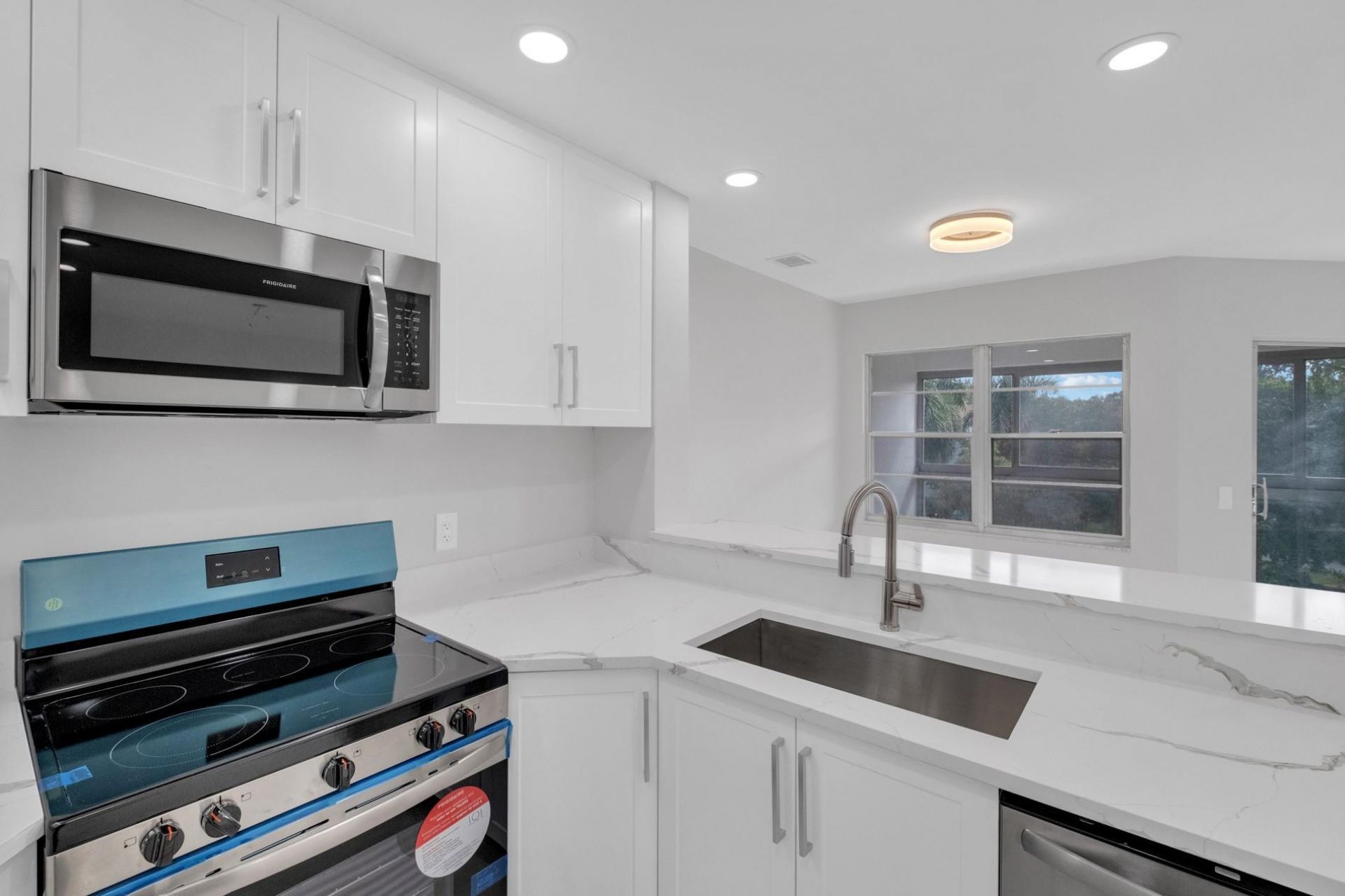 12600 SW 5th Court, Unit 414L, Pembroke Pines, FL 33027 Photo