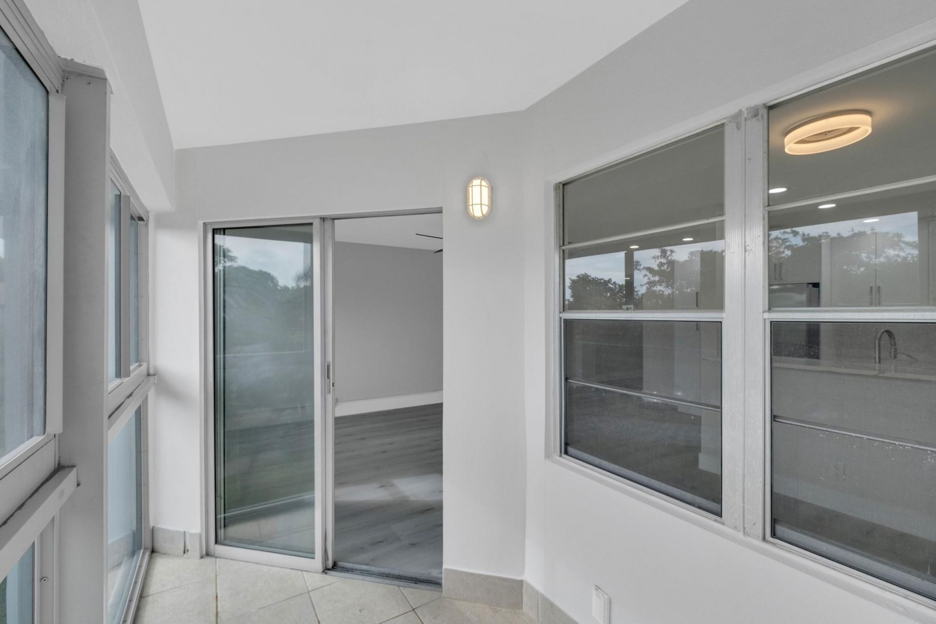 12600 SW 5th Court, Unit 414L, Pembroke Pines, FL 33027 Photo
