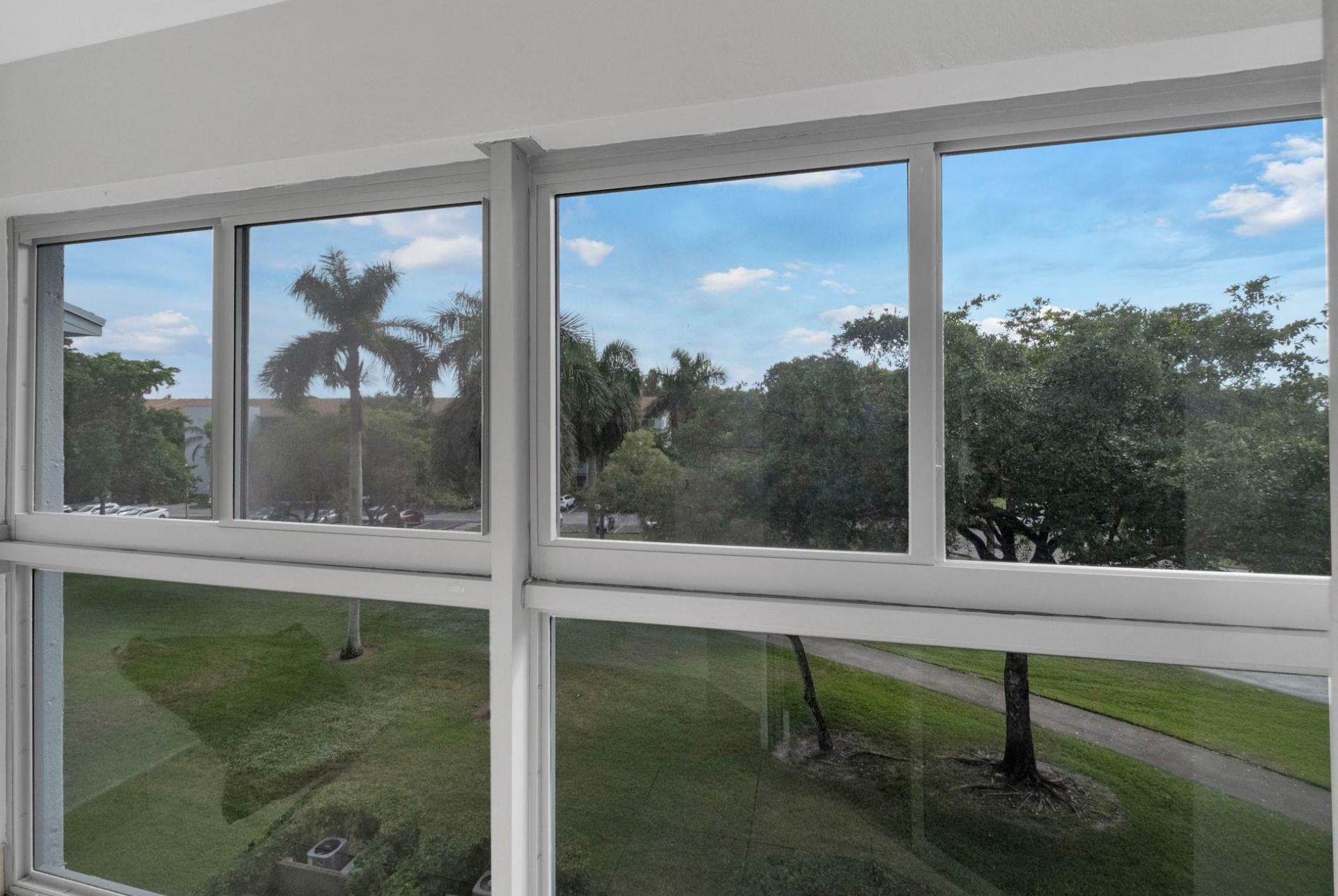12600 SW 5th Court, Unit 414L, Pembroke Pines, FL 33027 Photo