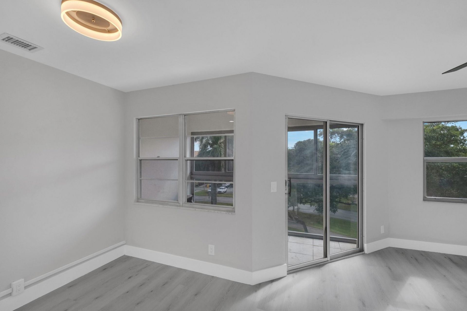 12600 SW 5th Court, Unit 414L, Pembroke Pines, FL 33027 Photo