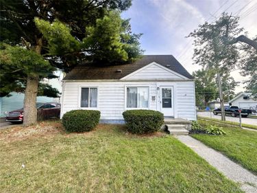 25115 Andover Drive , Dearborn Heights, Mi 48125