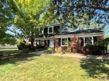 4663 Mill Pond Drive , Troy, Mi 48085
