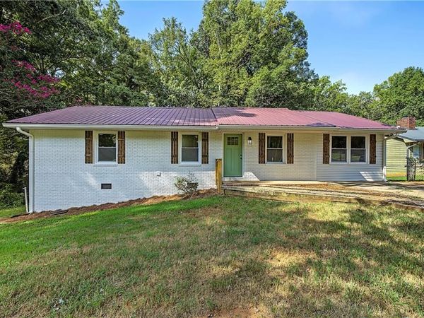397 Highway 212 , Covington, GA 30016