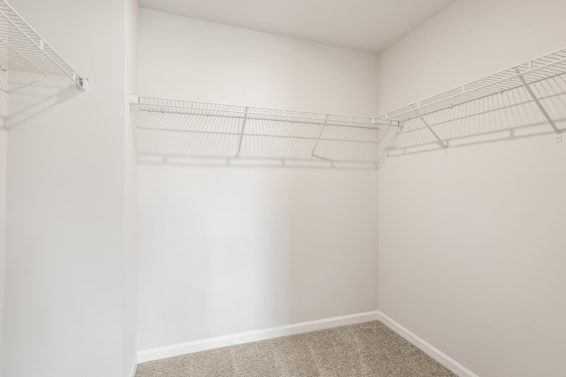 219 Winding River Drive Photo 24