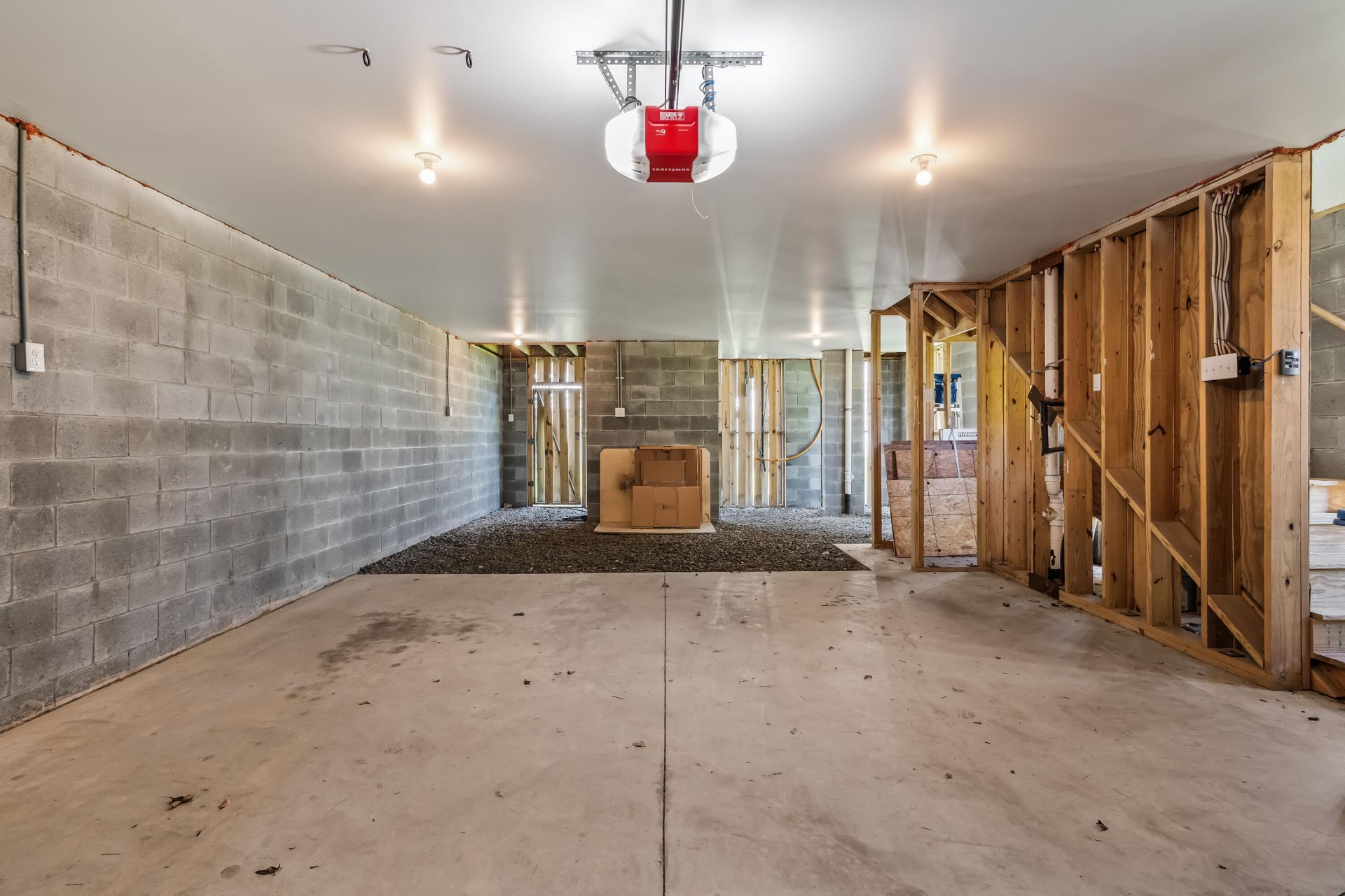 219 Winding River Drive Photo 27