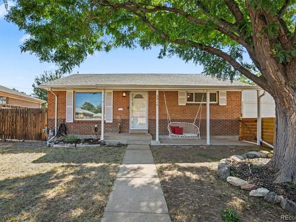 6910 Ruth Way , Denver, CO 80221