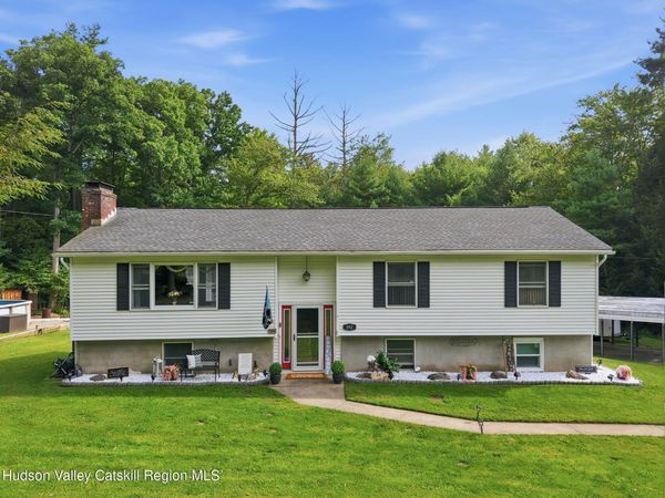 842 Ulster Heights Road, Ellenville, NY 12428