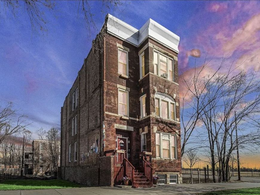 Main Photo