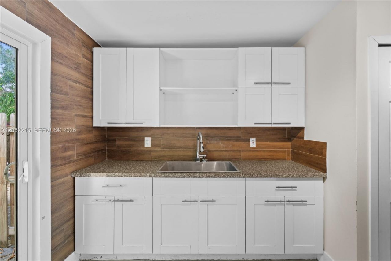 175 NW 121st St , North Miami, FL 33168 Photo