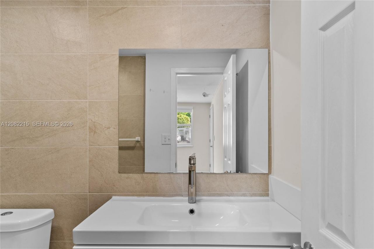175 NW 121st St , North Miami, FL 33168 Photo