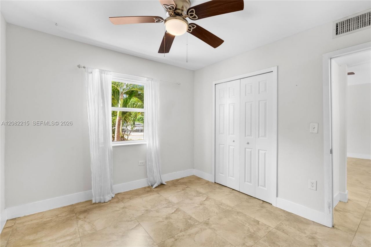 175 NW 121st St , North Miami, FL 33168 Photo