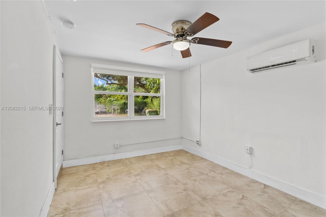 175 NW 121st St , North Miami, FL 33168 Photo
