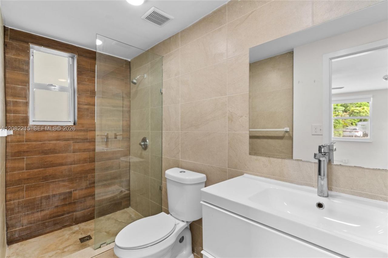 175 NW 121st St , North Miami, FL 33168 Photo