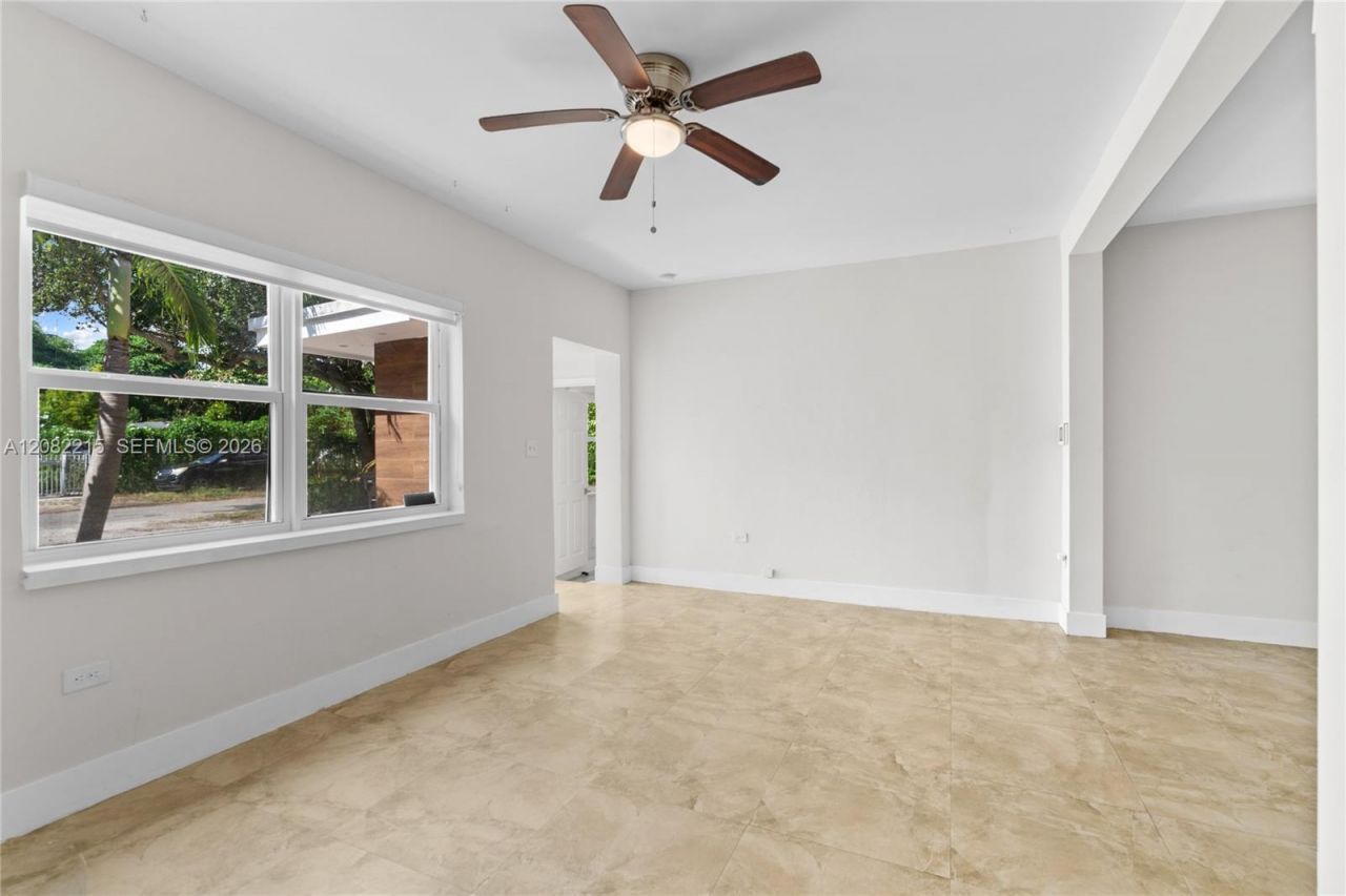 175 NW 121st St , North Miami, FL 33168 Photo