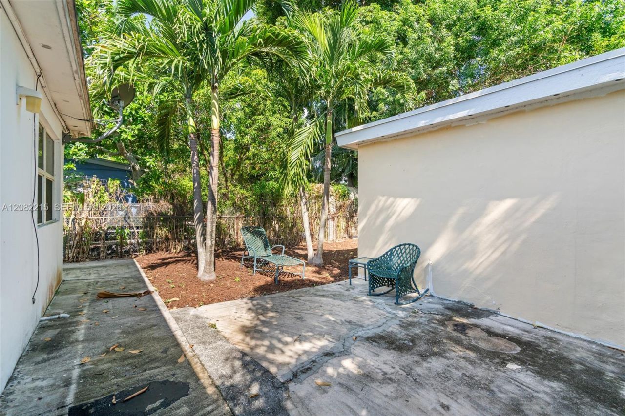 175 NW 121st St , North Miami, FL 33168 Photo
