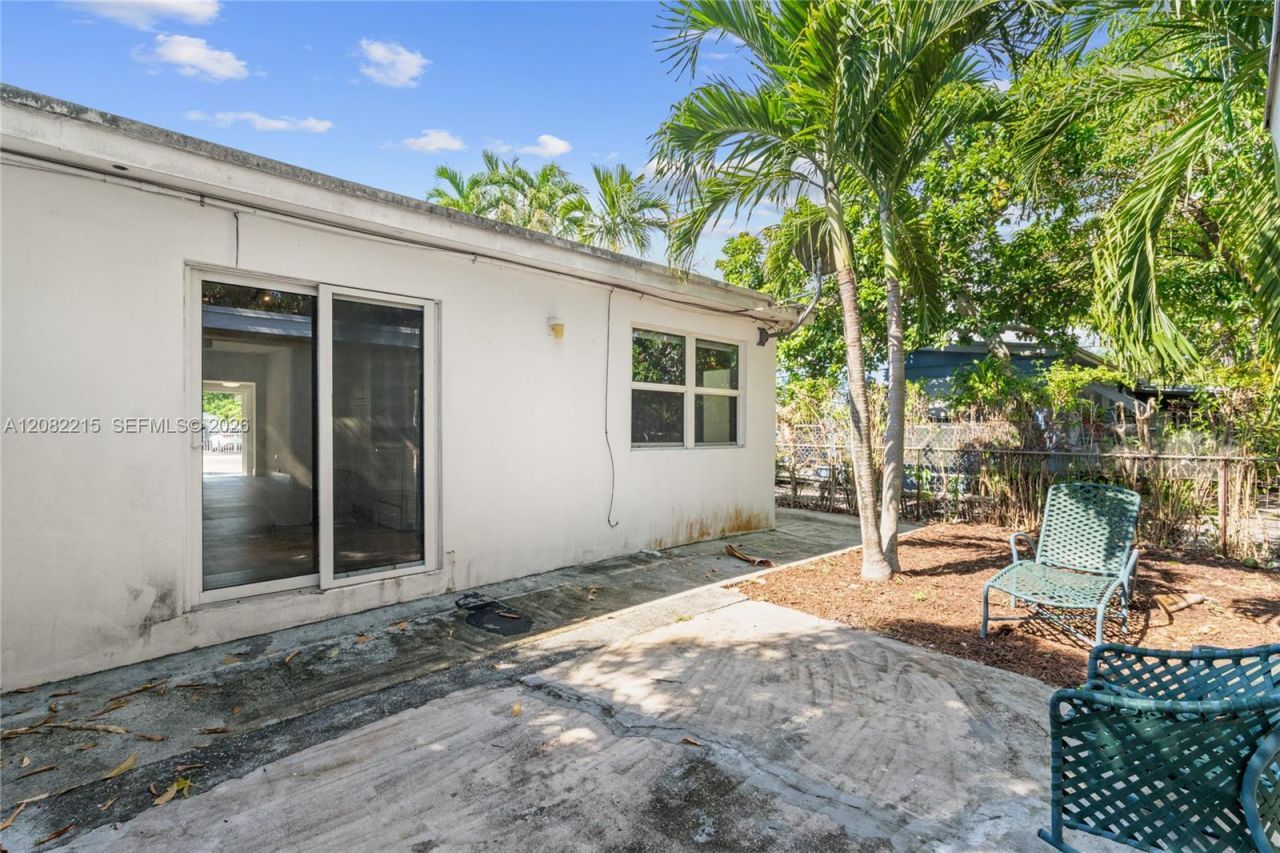 175 NW 121st St , North Miami, FL 33168 Photo