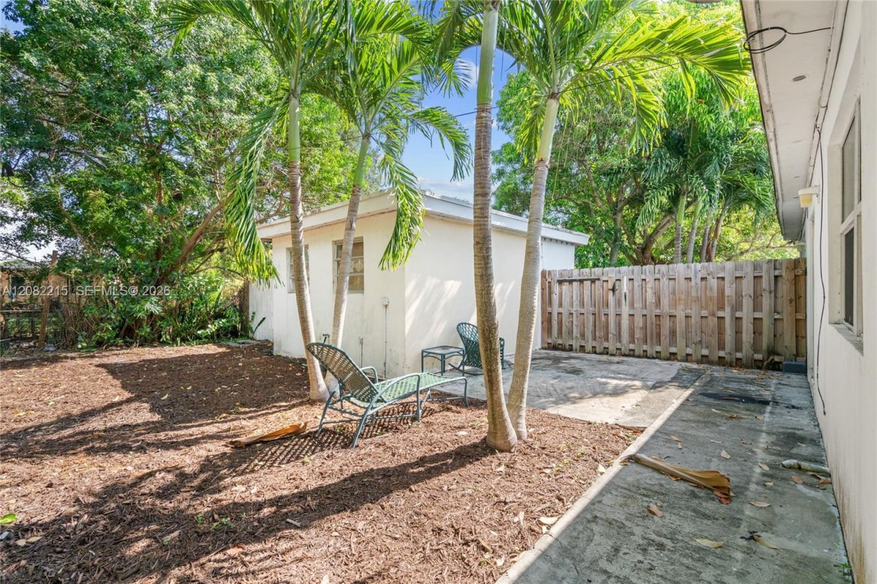 175 NW 121st St , North Miami, FL 33168 Photo