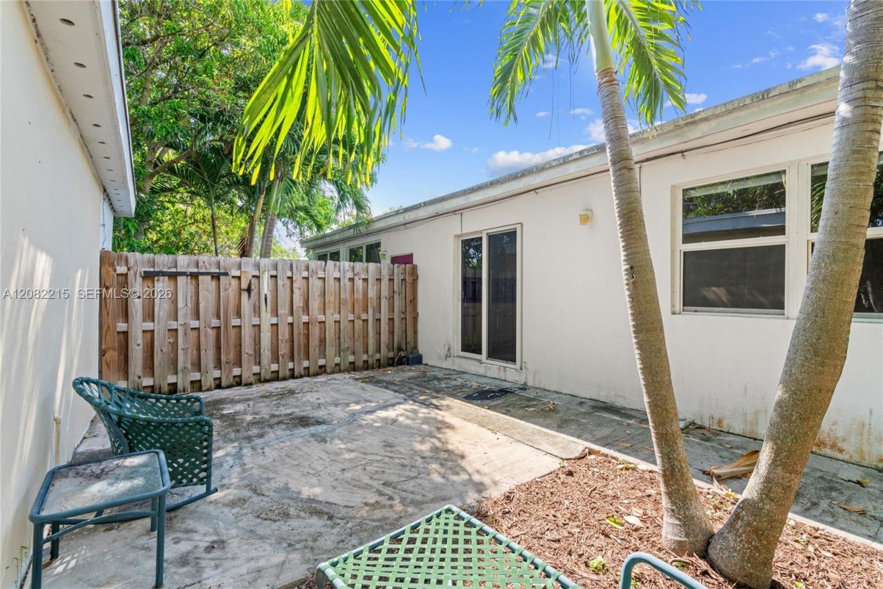 175 NW 121st St , North Miami, FL 33168 Photo